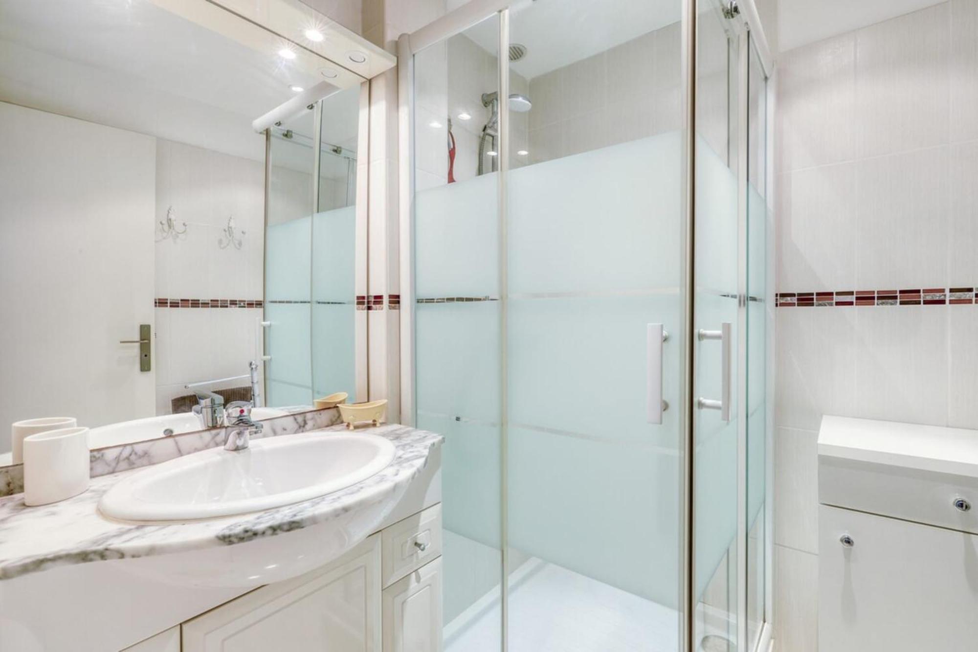 T2 Sea View In Saint-clair - Rated 3 *