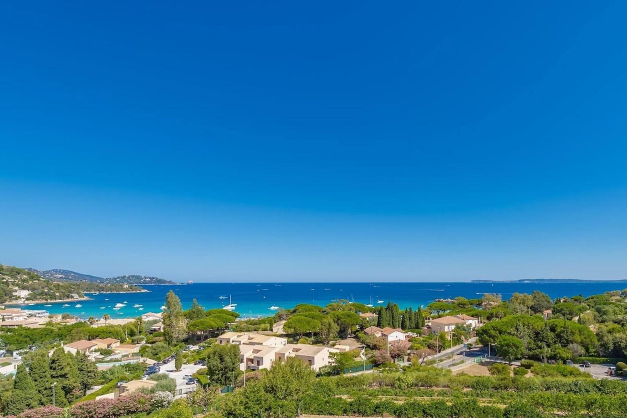 T2 Sea View In Saint-clair - Rated 3 Le Lavandou