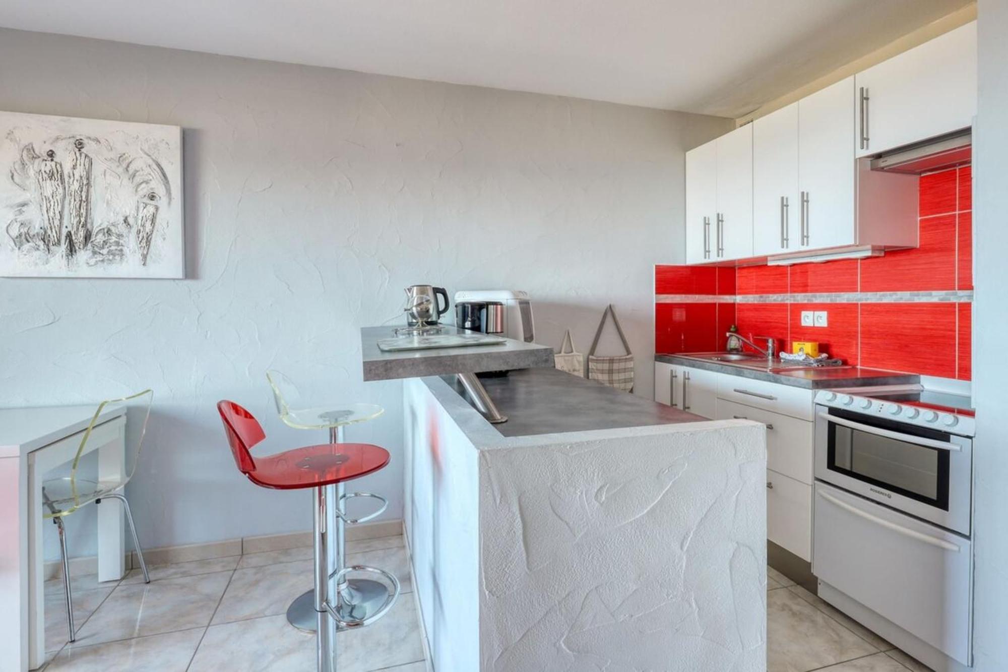 T2 Sea View In Saint-clair - Rated 3 Le Lavandou